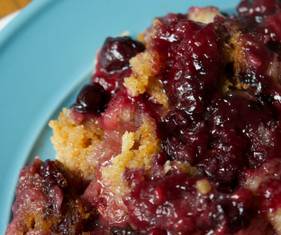 Mixed Berry Crock Pot Dump Cake You Brew My Tea   Crock Pot Dump Cake 1 